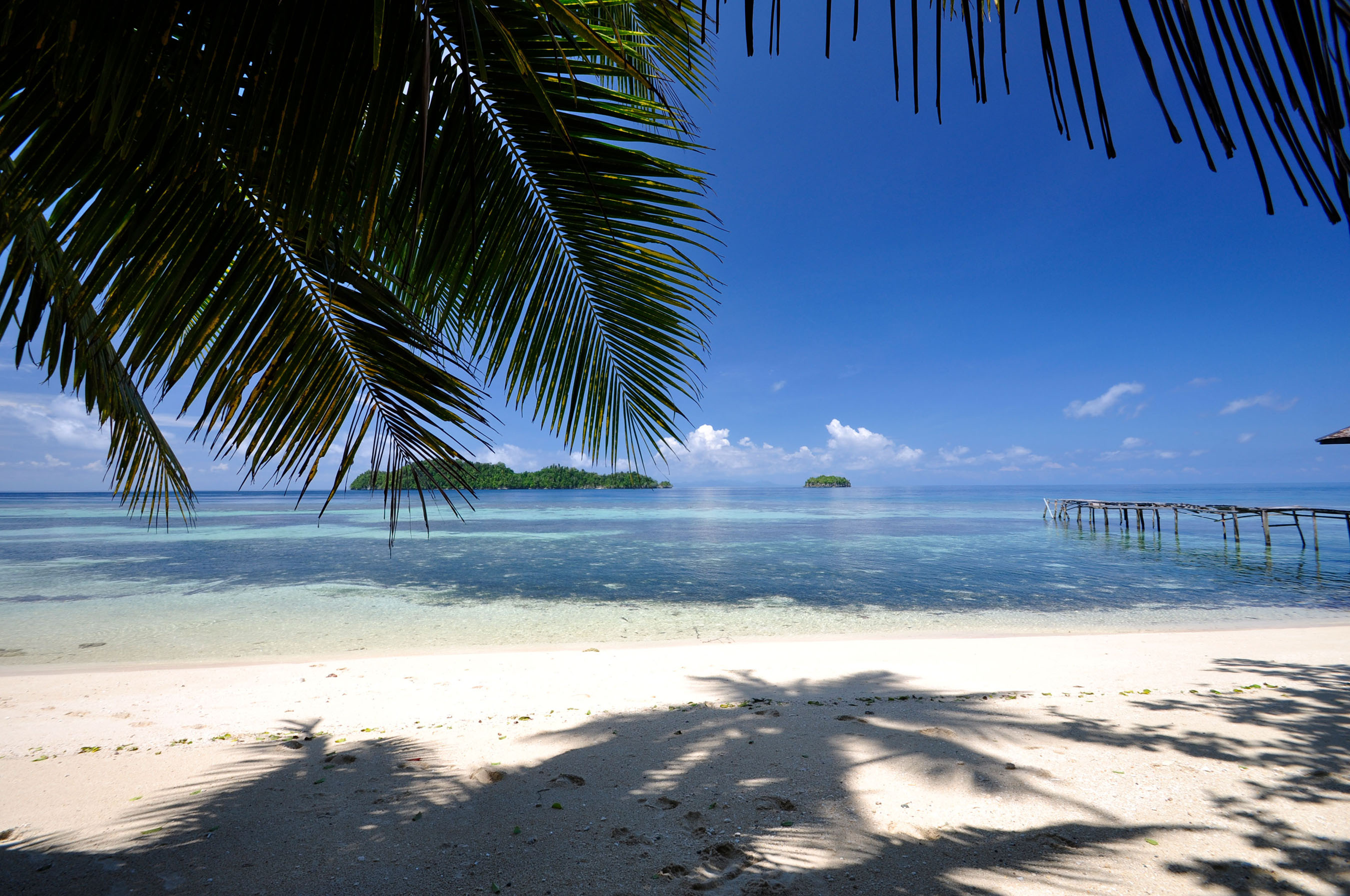 Strand Togean Island